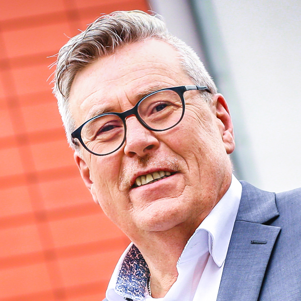  Ulrich Schuchhardt